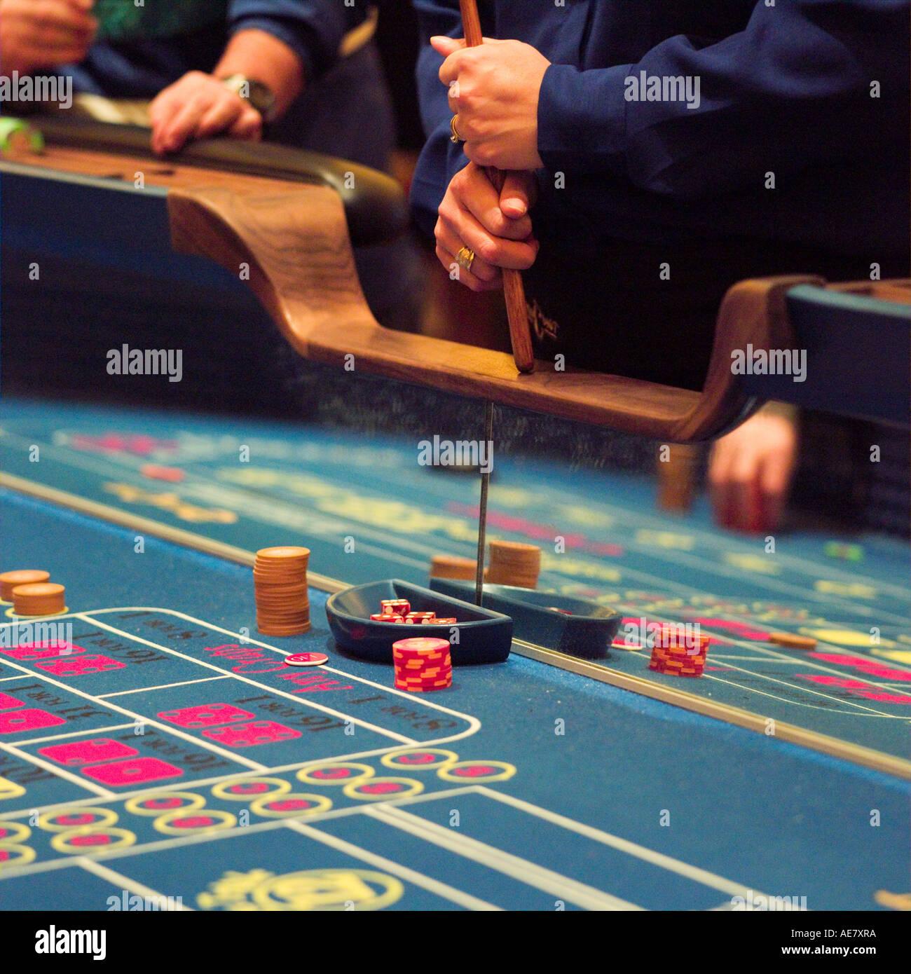 Khám phá sanhrong com và trải nghiệm game tien len mien nam hấp dẫn trên sanhrong com